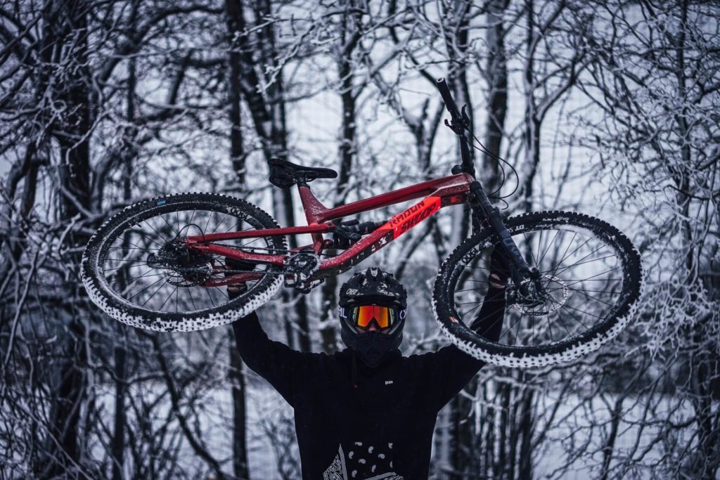 are-mountain-bikes-good-for-snow-1024x683-4196957
